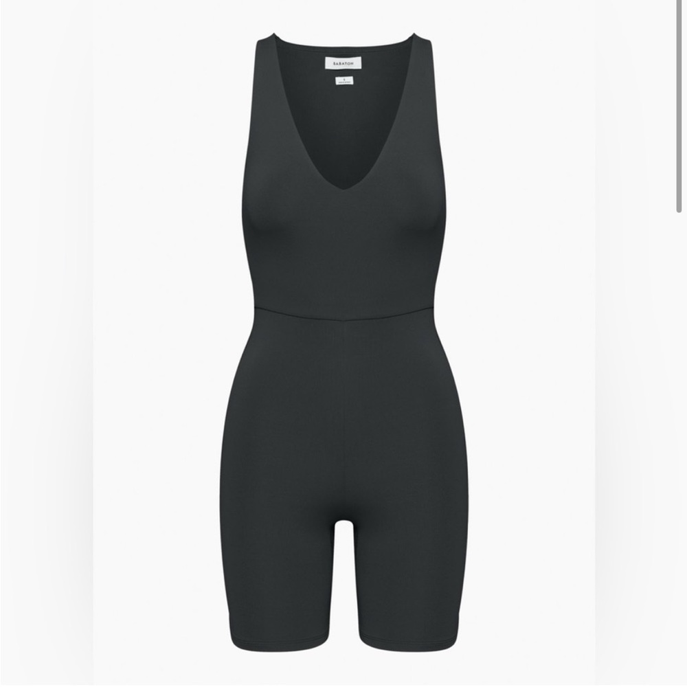 Babaton Aritzia Contour V-Neck Romper bodysuit XS